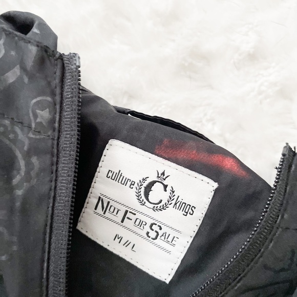 NWT- CULTURE KINGS unisex duplex windbreaker backpack jacket - Picture 10 of 16